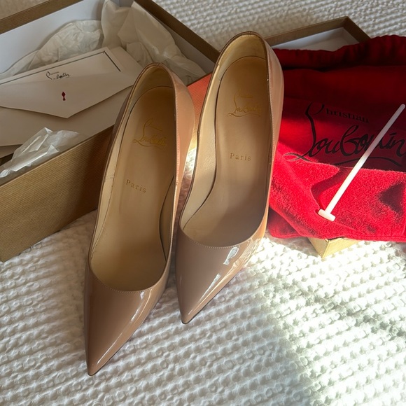 Christian Louboutin so Kate❤️‍🔥 - Picture 2 of 5